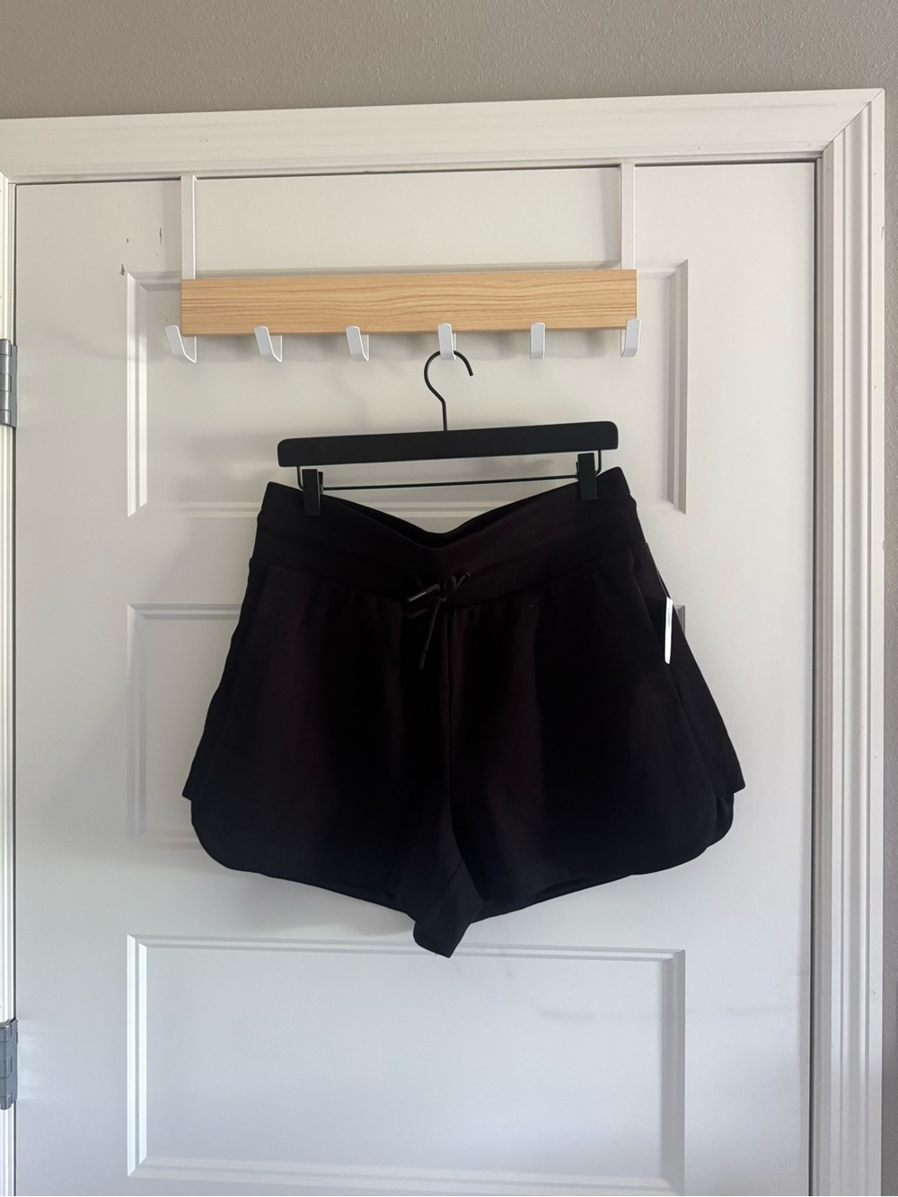Old Navy Black V-Waist Athletic Shorts